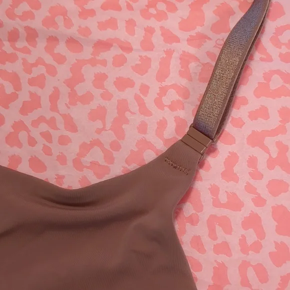 Victoria's Secret Convertible T-shirt Push-up Full Coverage Bra 32D - Picture 7 of 8